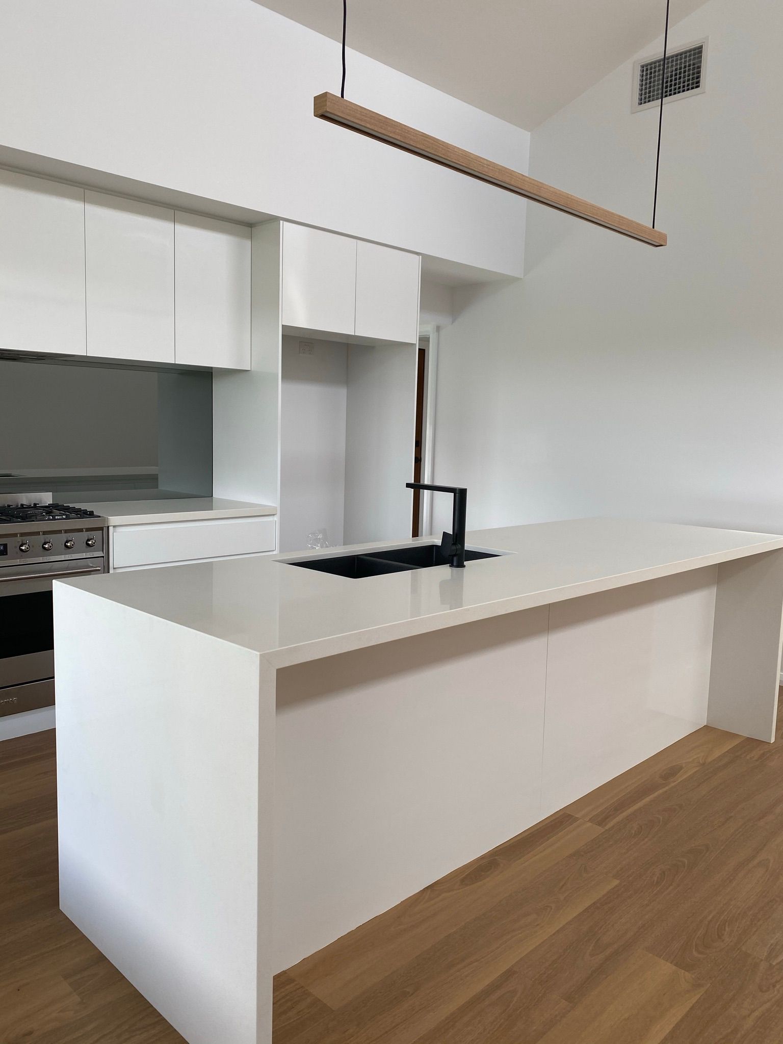 White Modern Style Kitchen — Kitchen Renovations in Dubbo, QLD