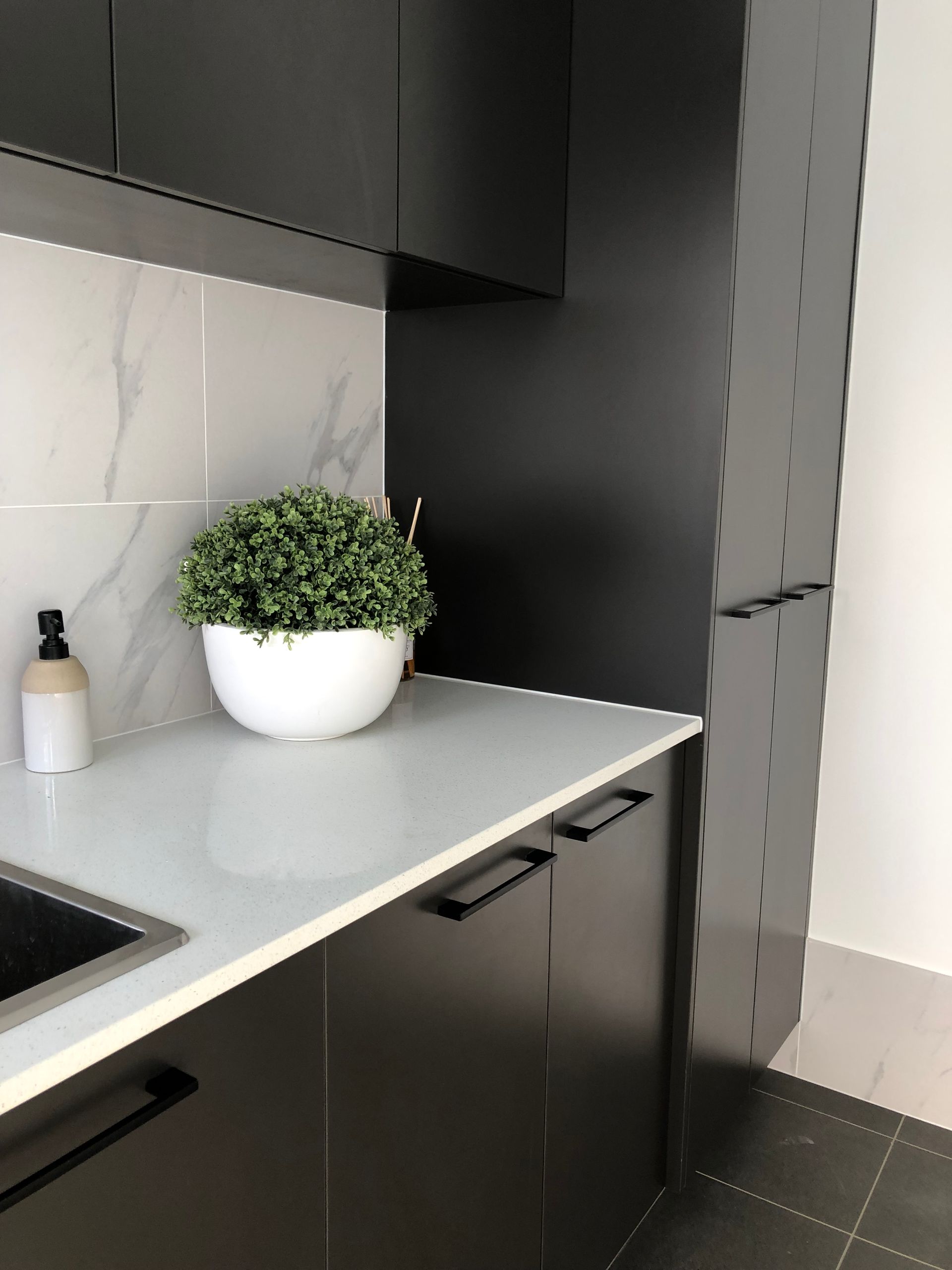 Detailed Photo of White Marble Countertop — Kitchen Renovations in Dubbo, QLD