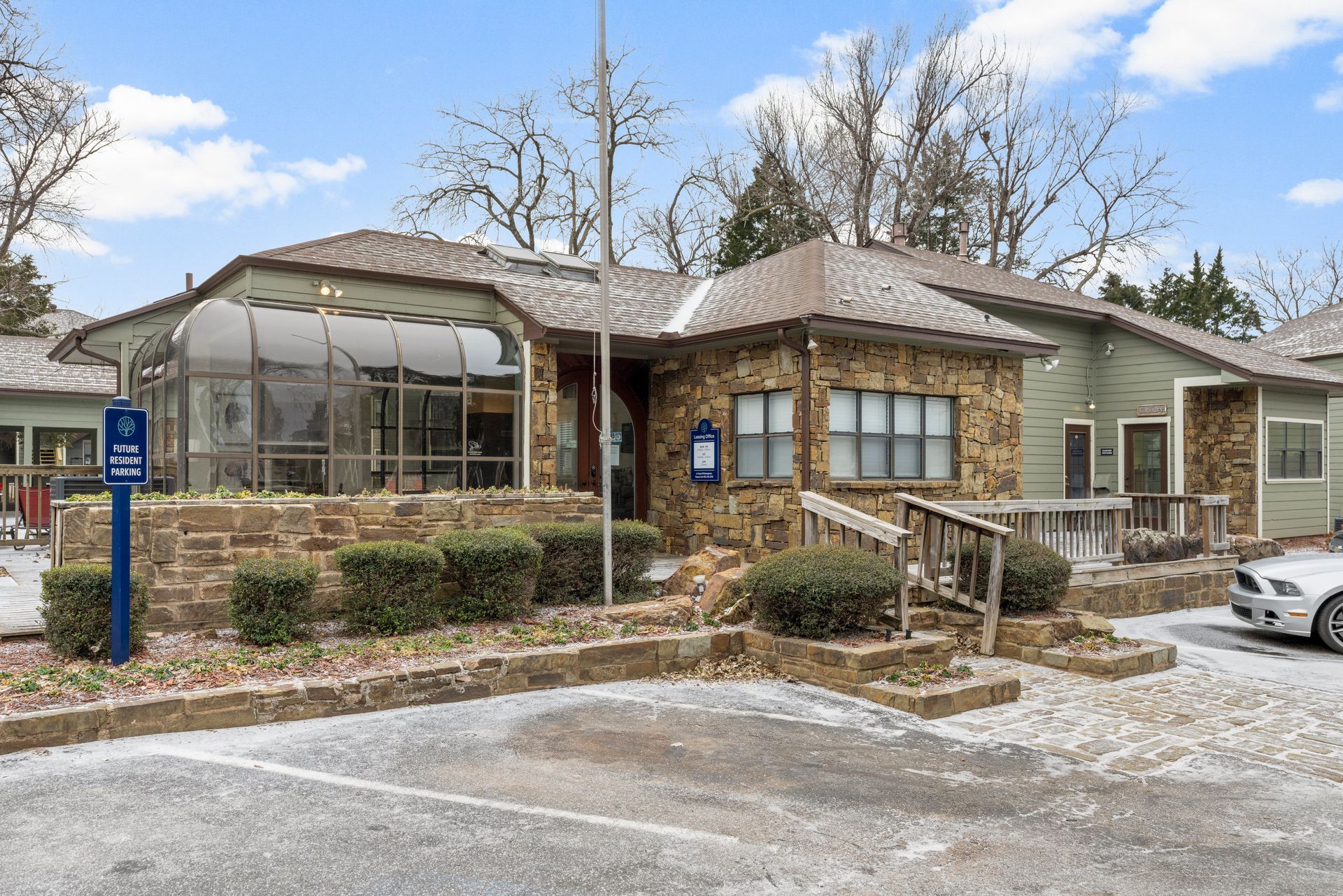 Explore Norman Living Hampton Woods Apartments