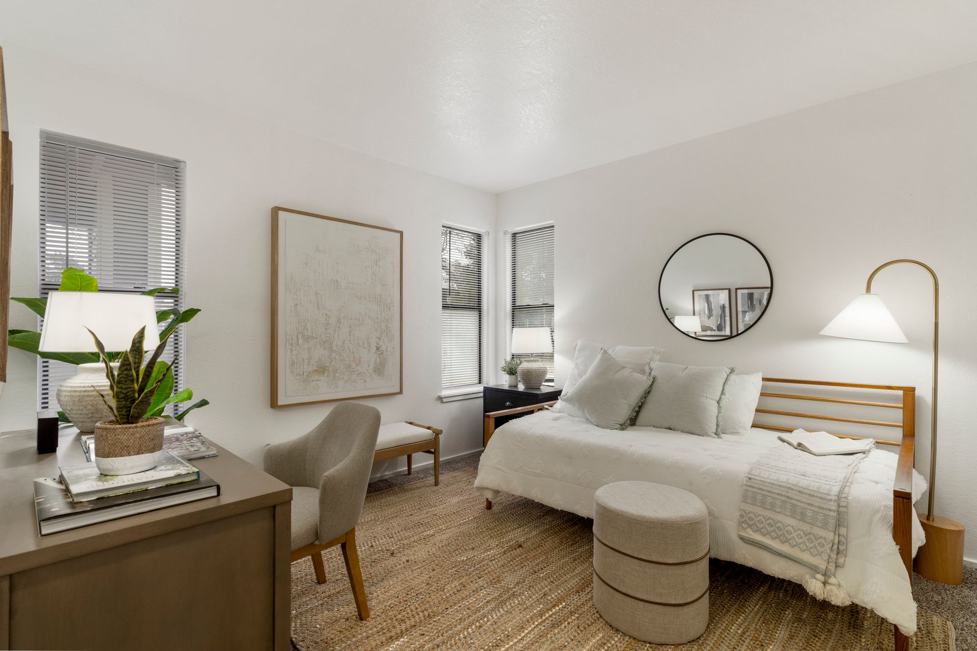 Hampton woods apartments bedroom 4