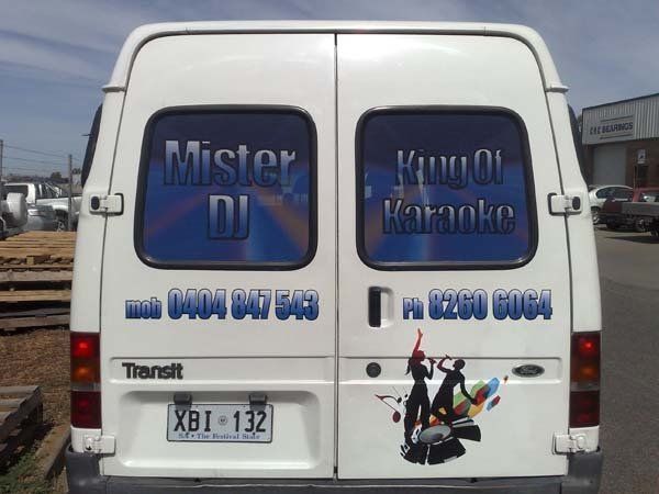mister dj van window