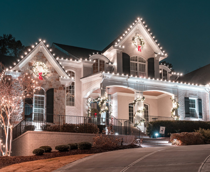 How to Avoid Christmas Lighting Mistakes