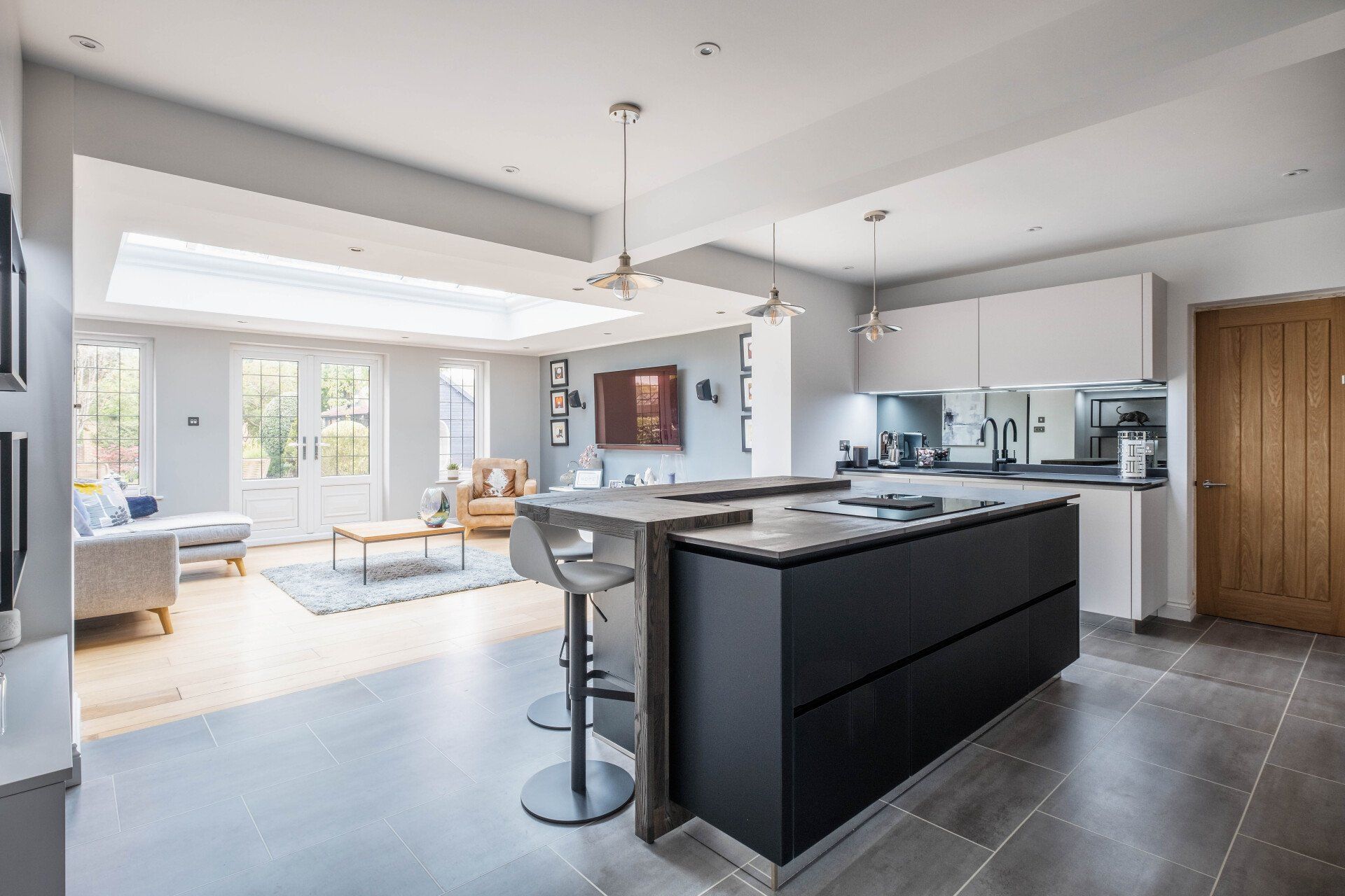 Colliers Kitchens - Worthing, West Sussex - Stylish Family Kitchen ...