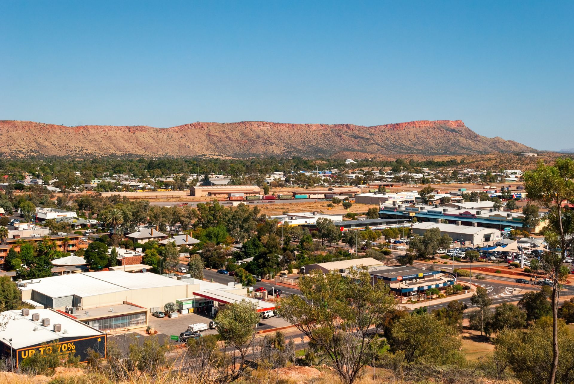 Sky Line and Hills— Wingman Conveyancing in Alice Springs, NT