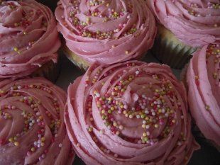 Celebration cupcakes - Burton-upon-Trent, Staffordshire - Baked by Ginge