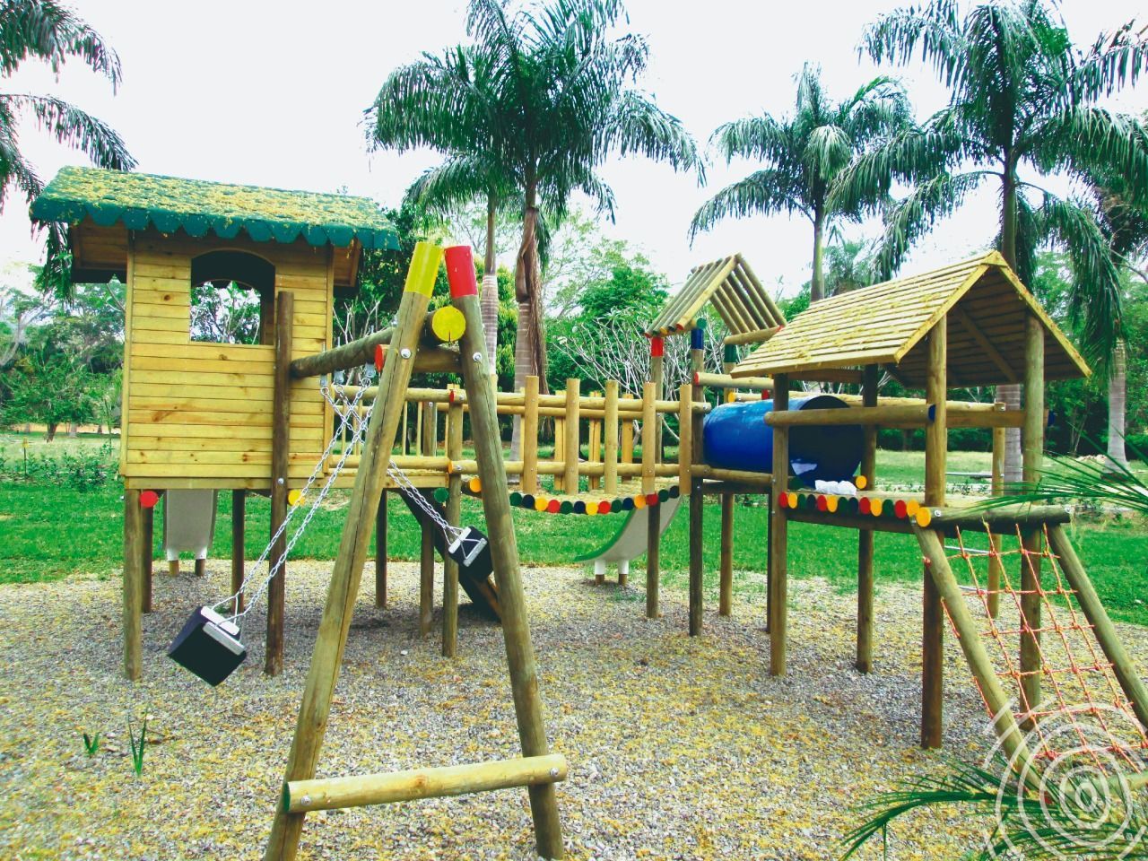 Maderas y Aserríos Nariño, Venta de Guadua, Madera Estructural e Inmunizada en todas las dimensiones en Medellín.