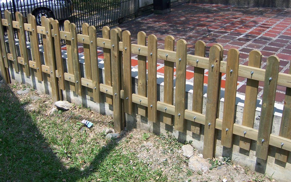 Maderas y Aserríos Nariño, Venta de Estacones de Madera para Cercas y Cerramientos en Medellín. Madera Inmunizada en Medellín