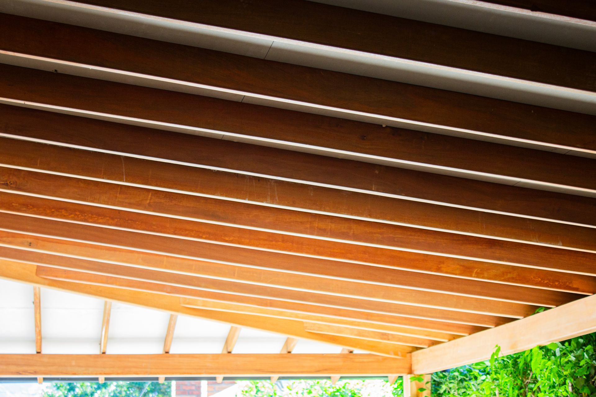 Venta de madera para techos, venta de tablilla en pino y cypres, venta de alfardas, venta de largueros