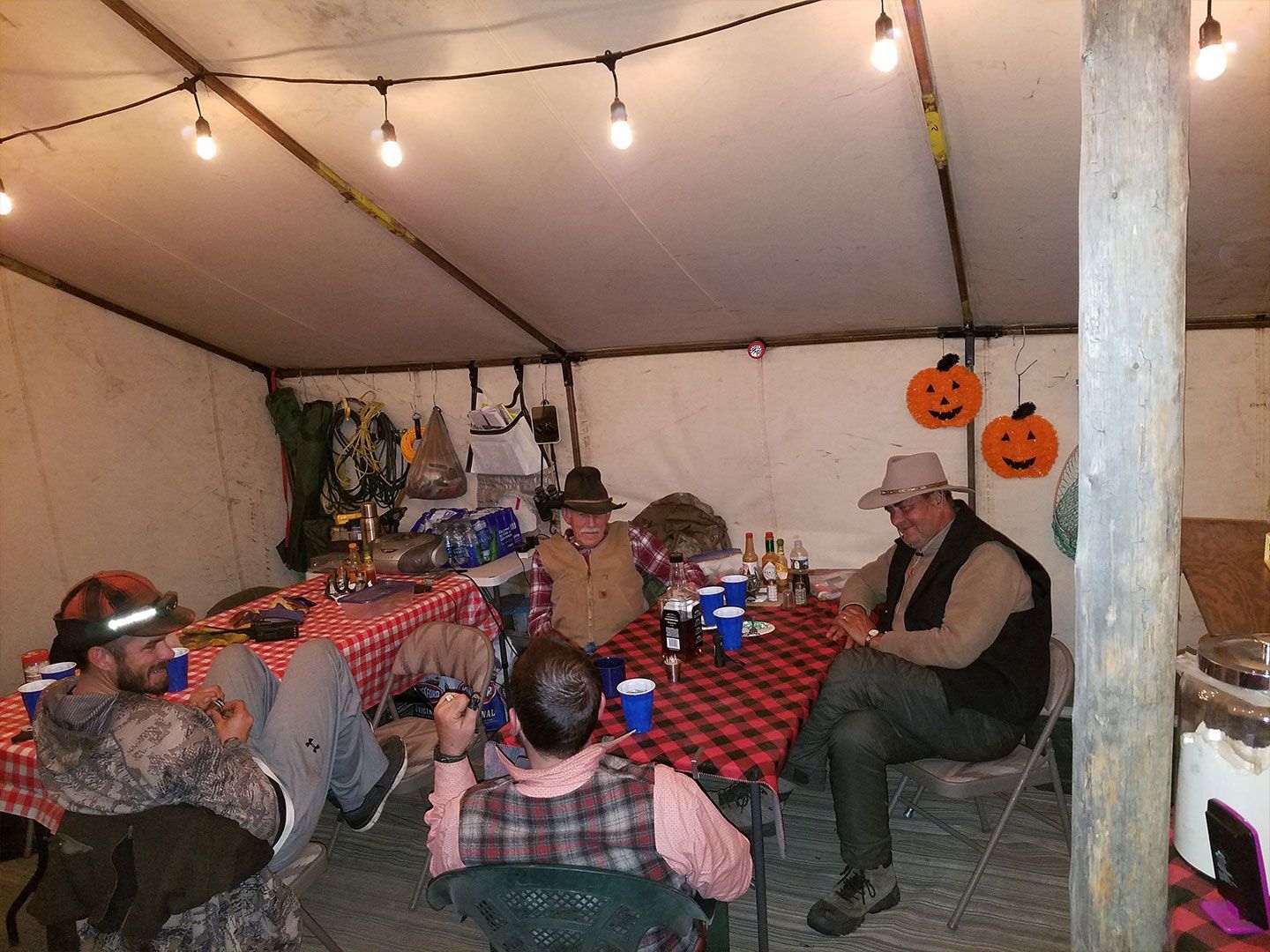 Lone Wolf Guide Service Camp