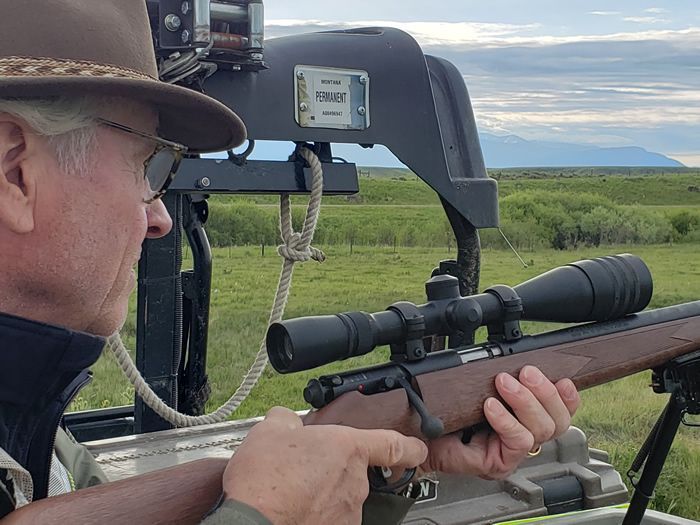 Lone Wolf Guide Service Hunting 