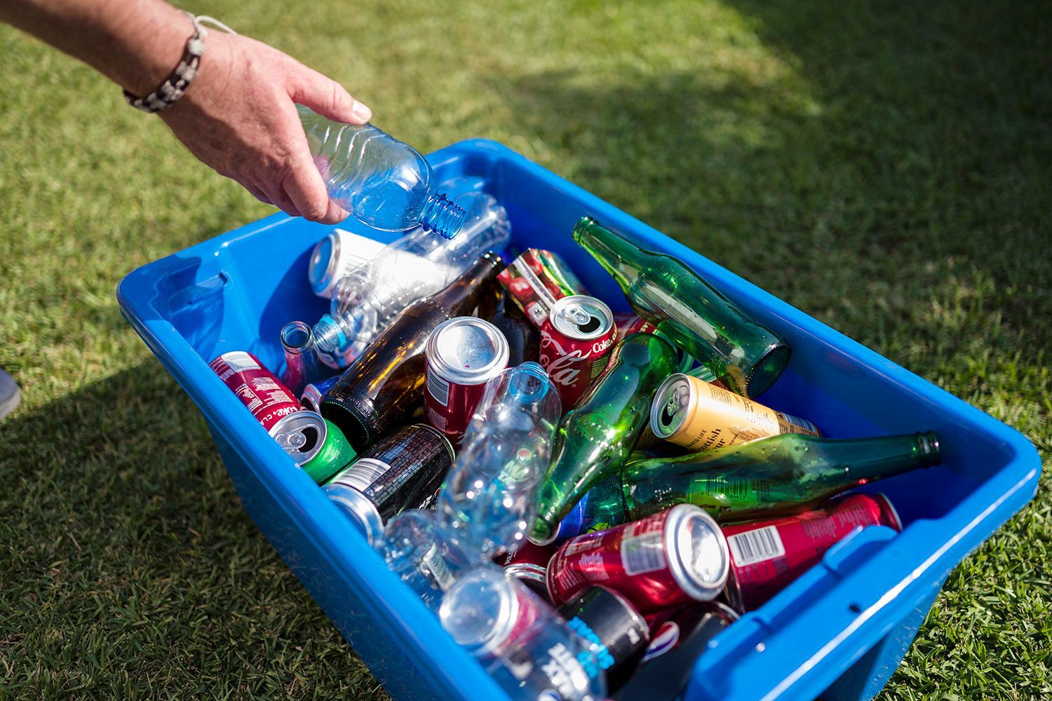 Container with recyclables