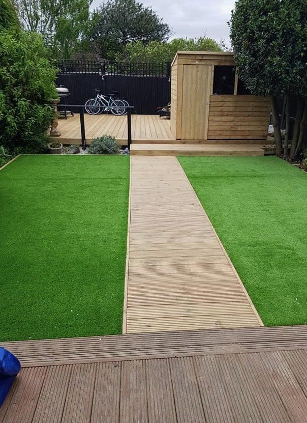 Artifical grass lawns by Walton Paving