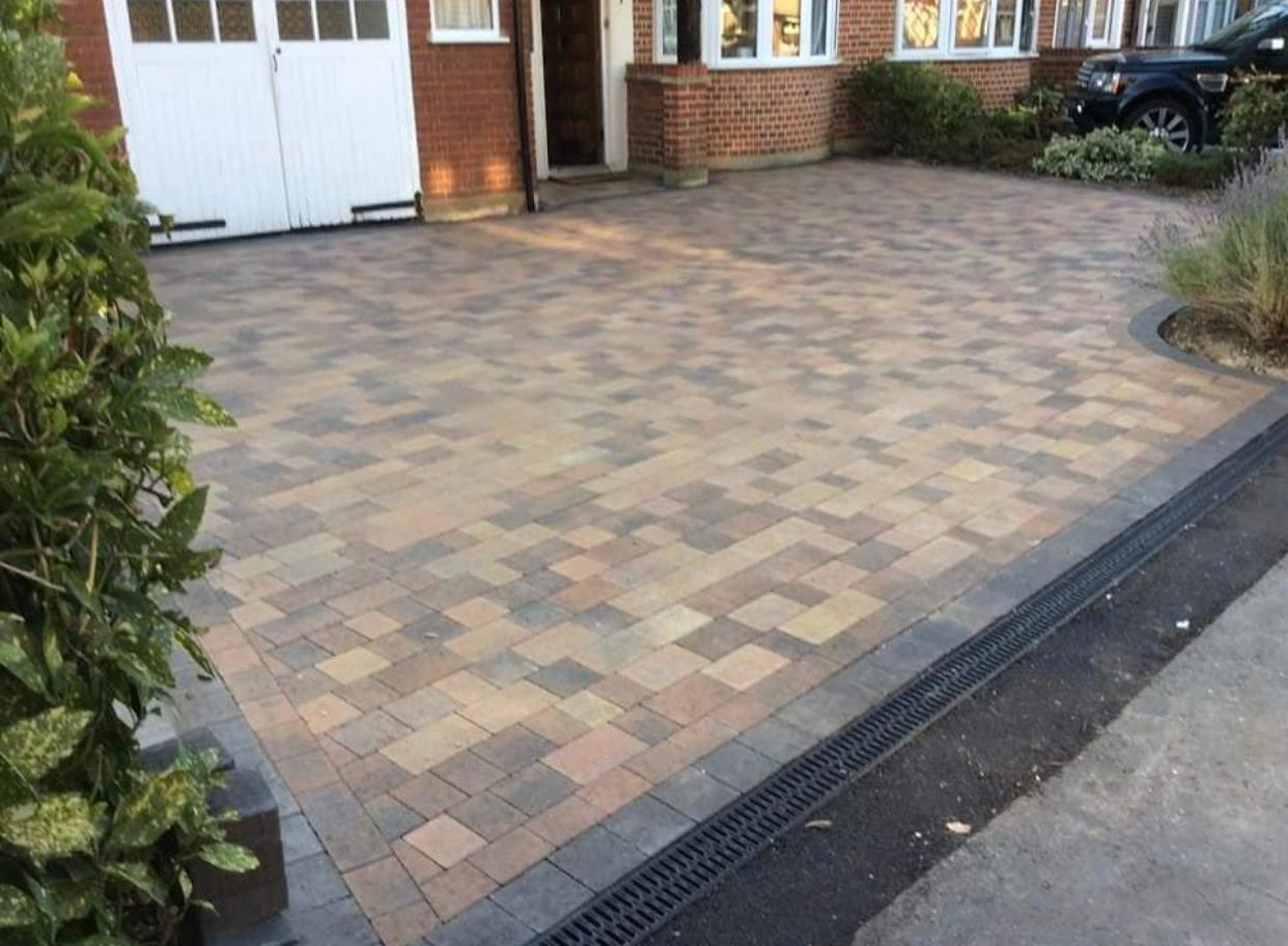 Walton Paving install quality driveways in a range of surfacing options