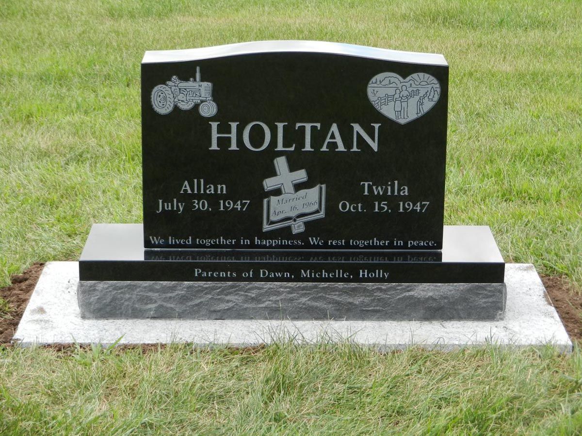 Holtan Gravestone
