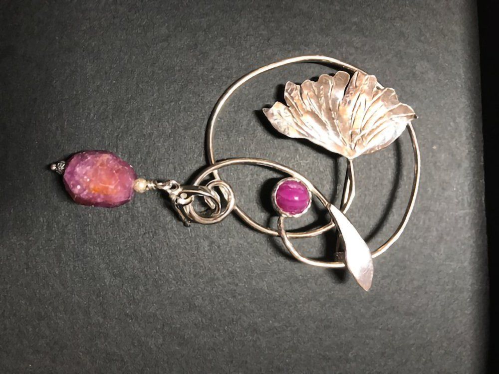 Brooch by Sheana Stephens