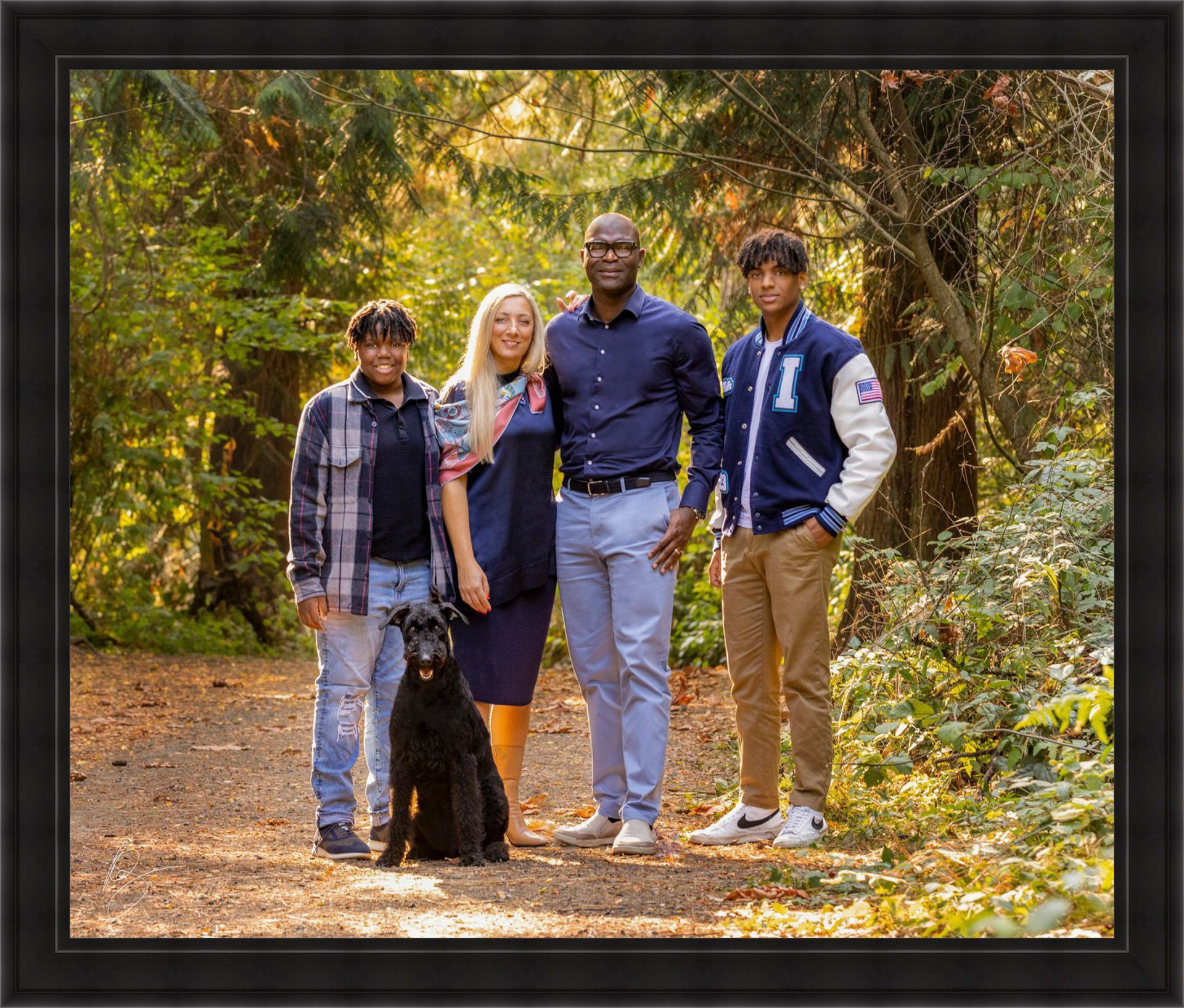 FAmily lake washington, african american family , family jumping  summer family portraits, four sisters, beach, west seattle ,seattle, bellevue,kirkland, redmond, issaquah, clyde hill, medina,