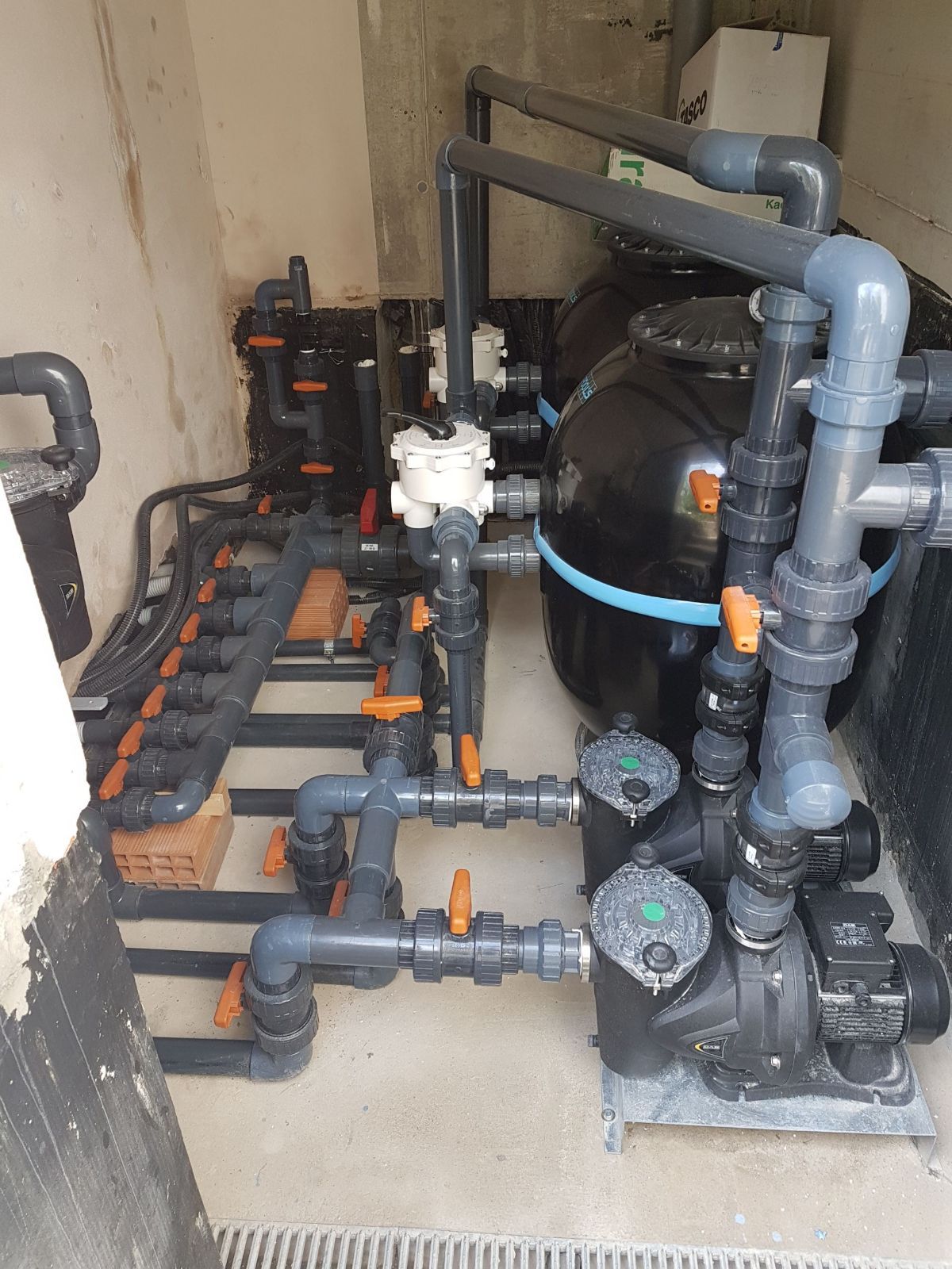 relax piscine impianti