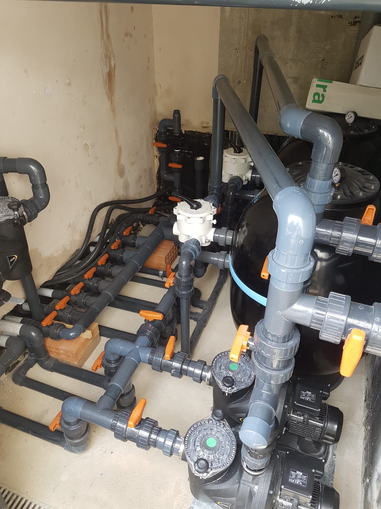 relax piscine impianti