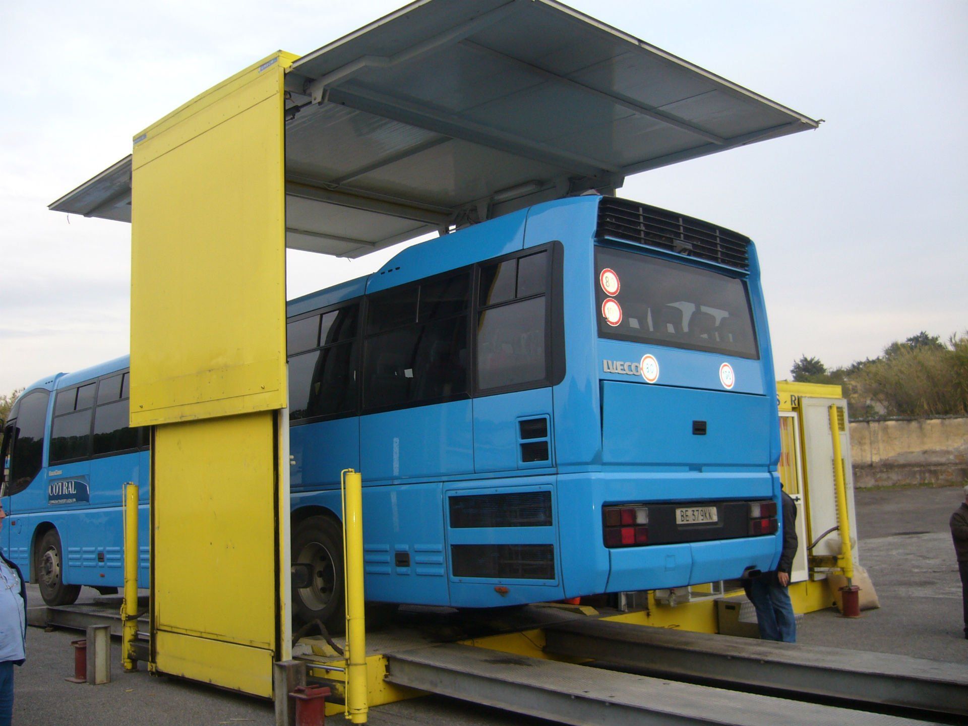 Revisione mezzi pesanti e autobus