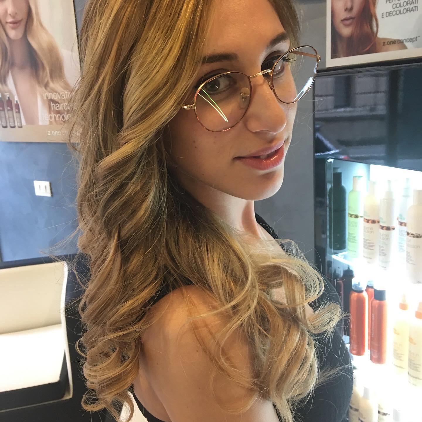 Acconciatura femminile 11