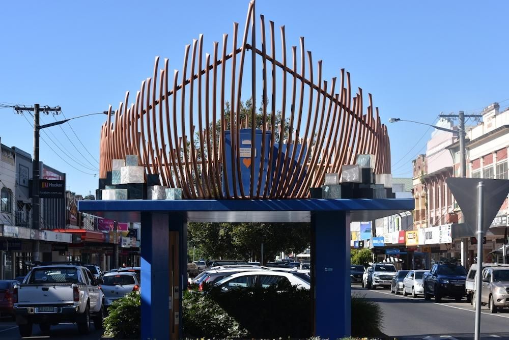 A Large Sculpture Is In The Middle Of A City Street — Alstonville Kitchens In Lismore, NSW