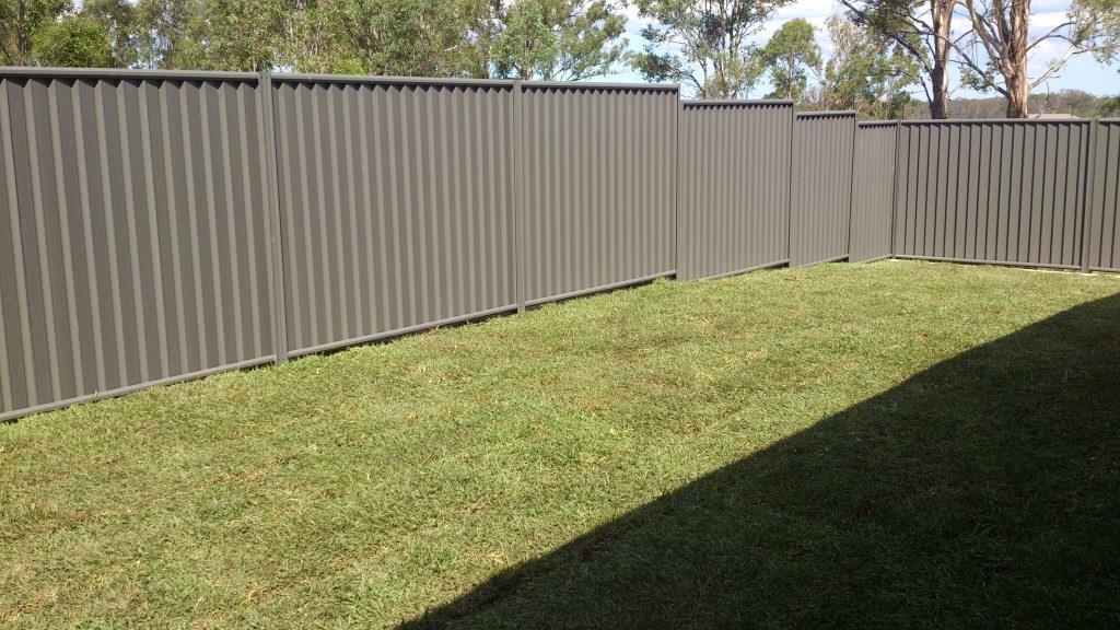 Metal Gates — Mt Riverview, NSW ¬¬— Eternal Landscapes