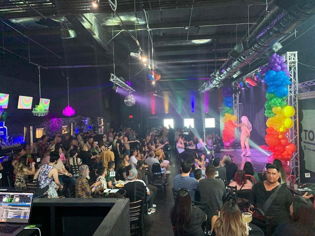 Gallery El Paso, TX Touch Bar El Paso