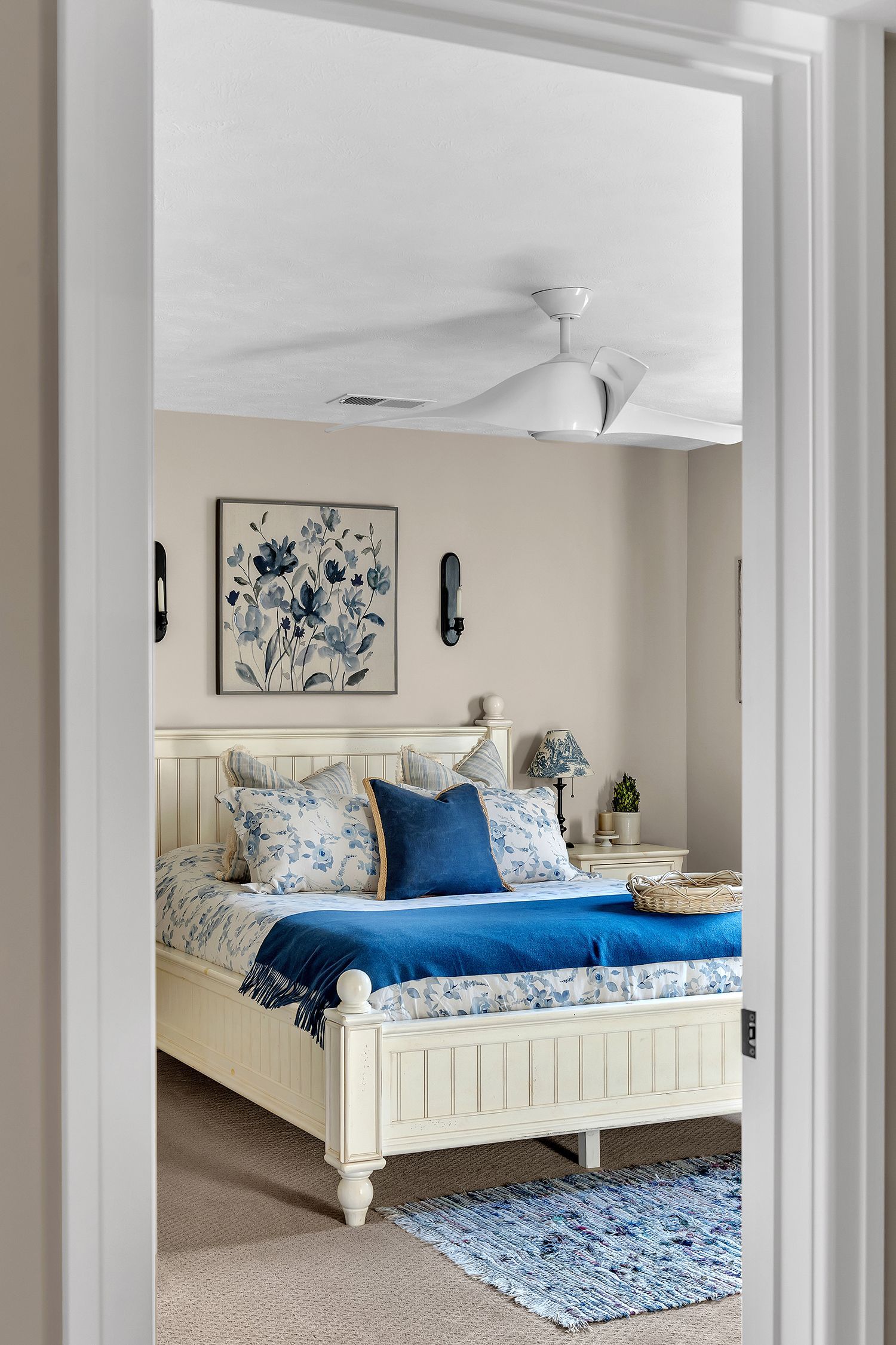 basement guest bedroom built by local basement finishing contractor