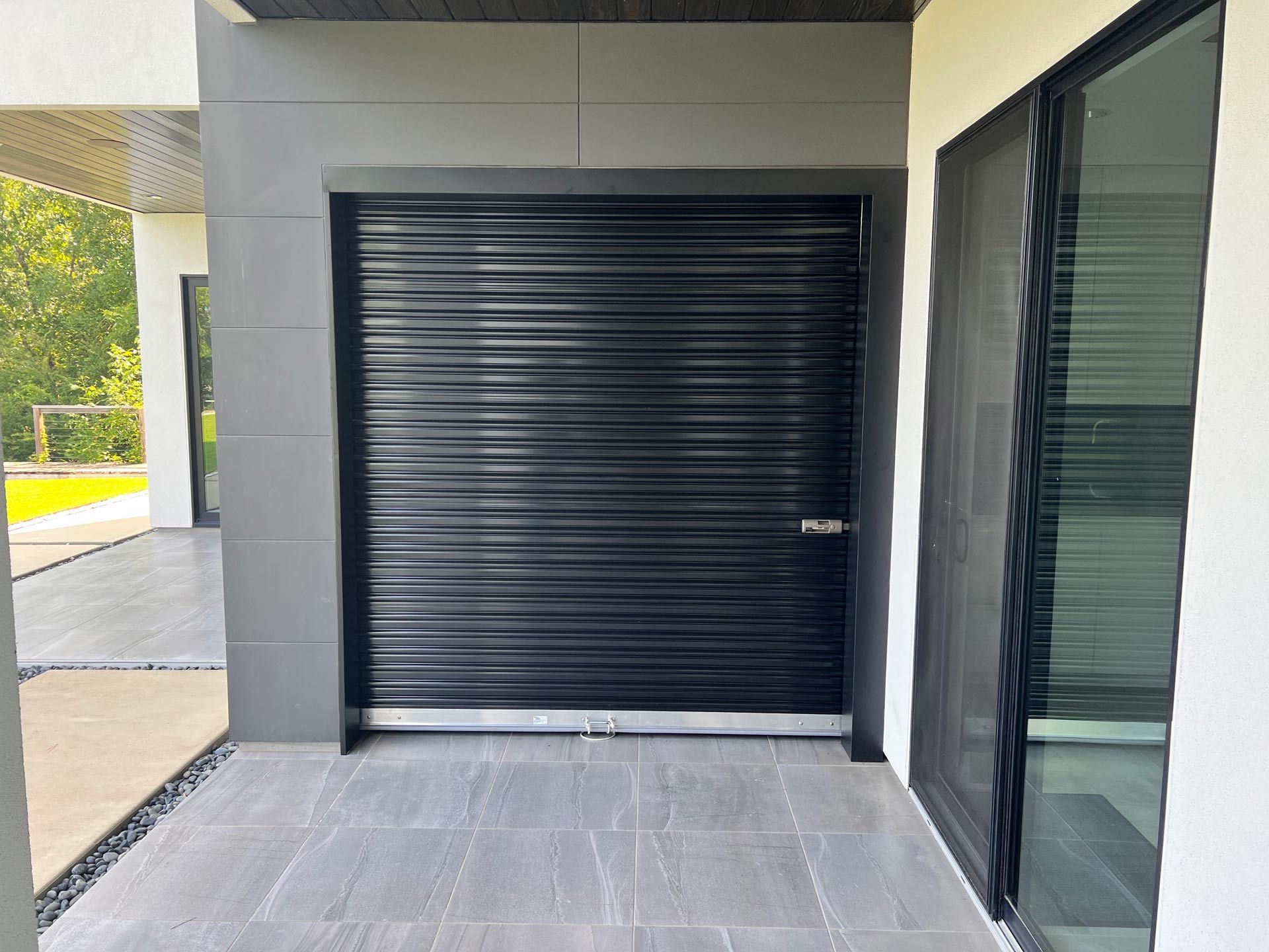 Hot Springs Kitchen Remodeler with Outdoor Black Roll Up Door