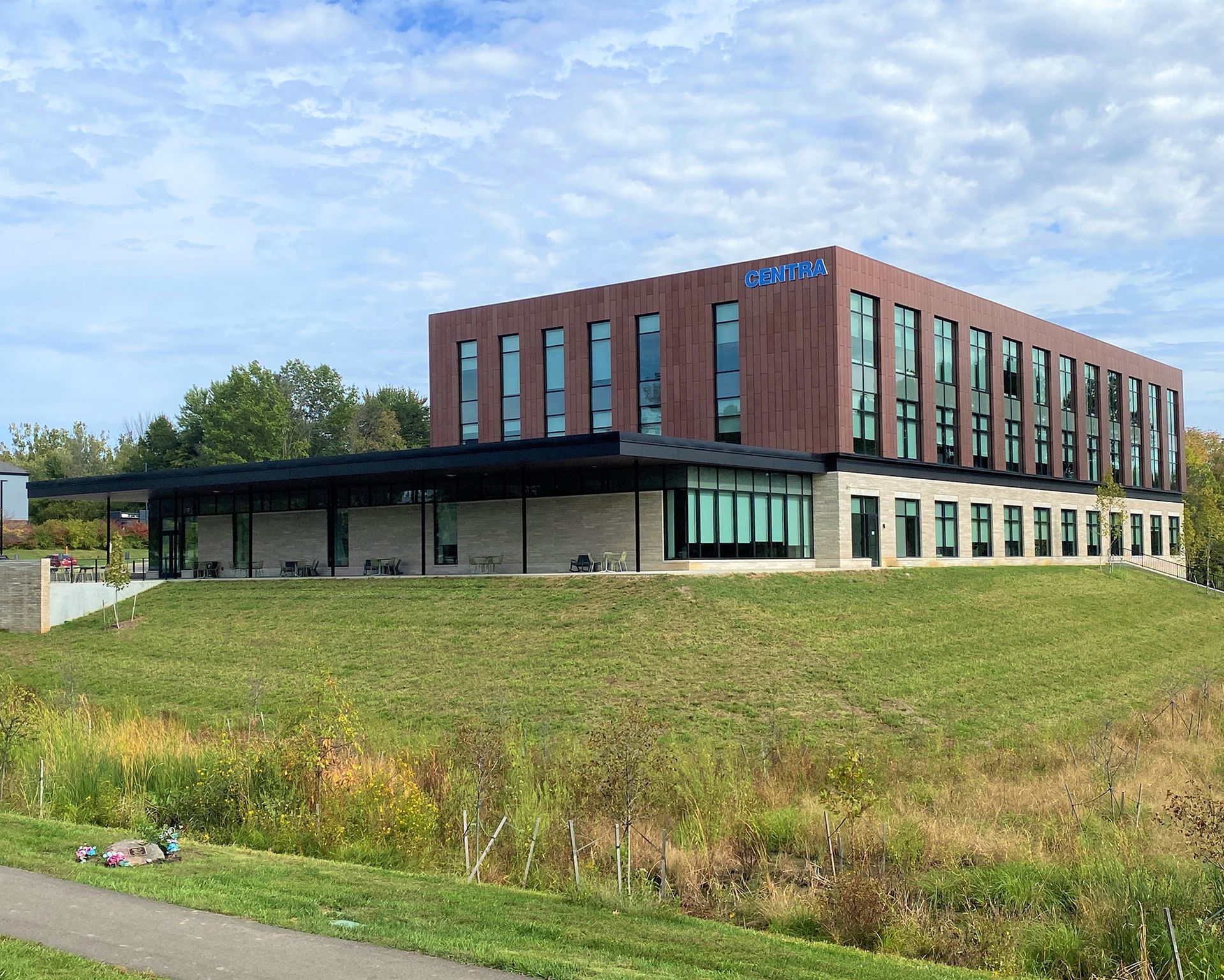 An exterior view of the Centra Credit Union Headquarters in Columbus, Indiana. Built by Force Construction.