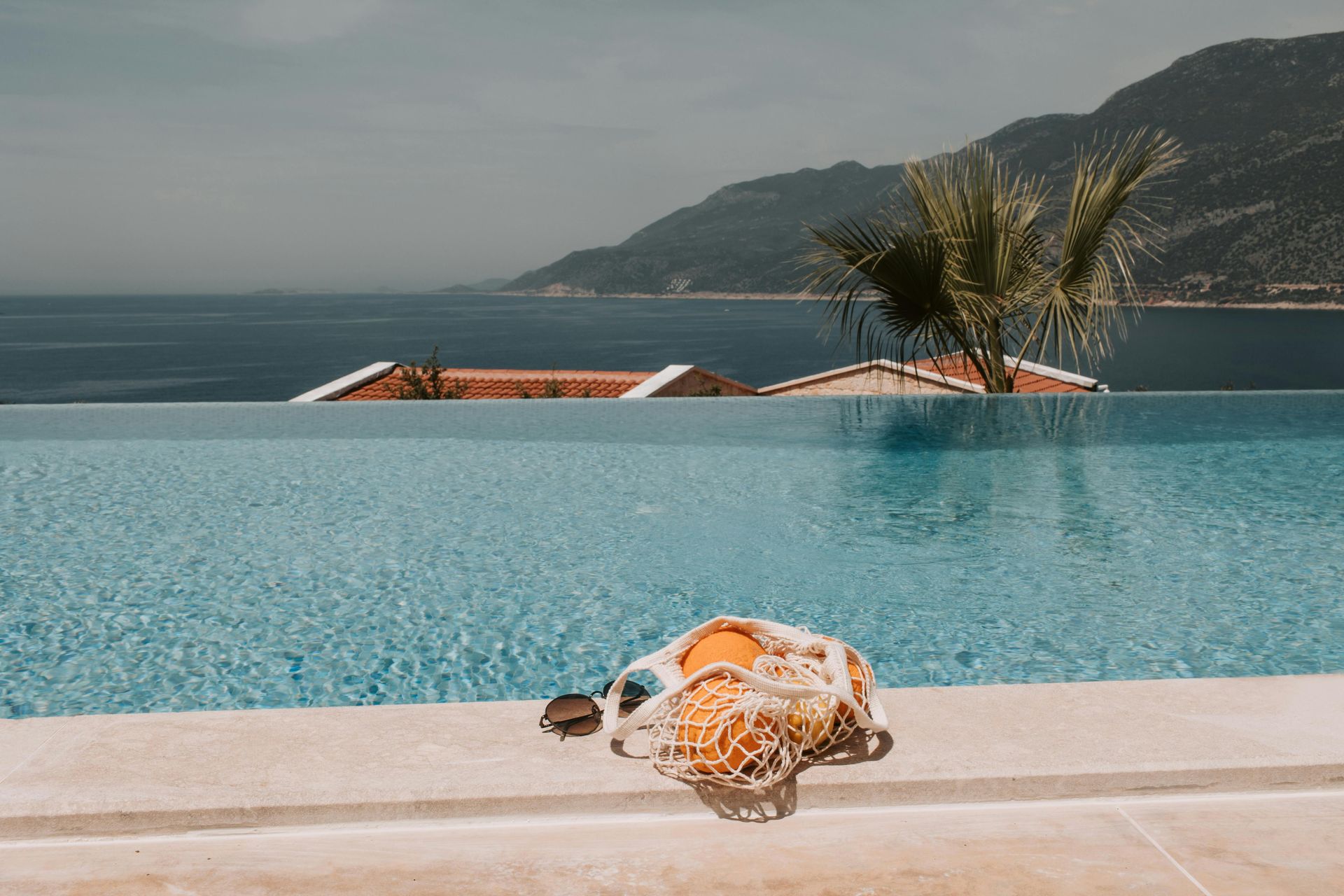 piscina a cascata personalizzata