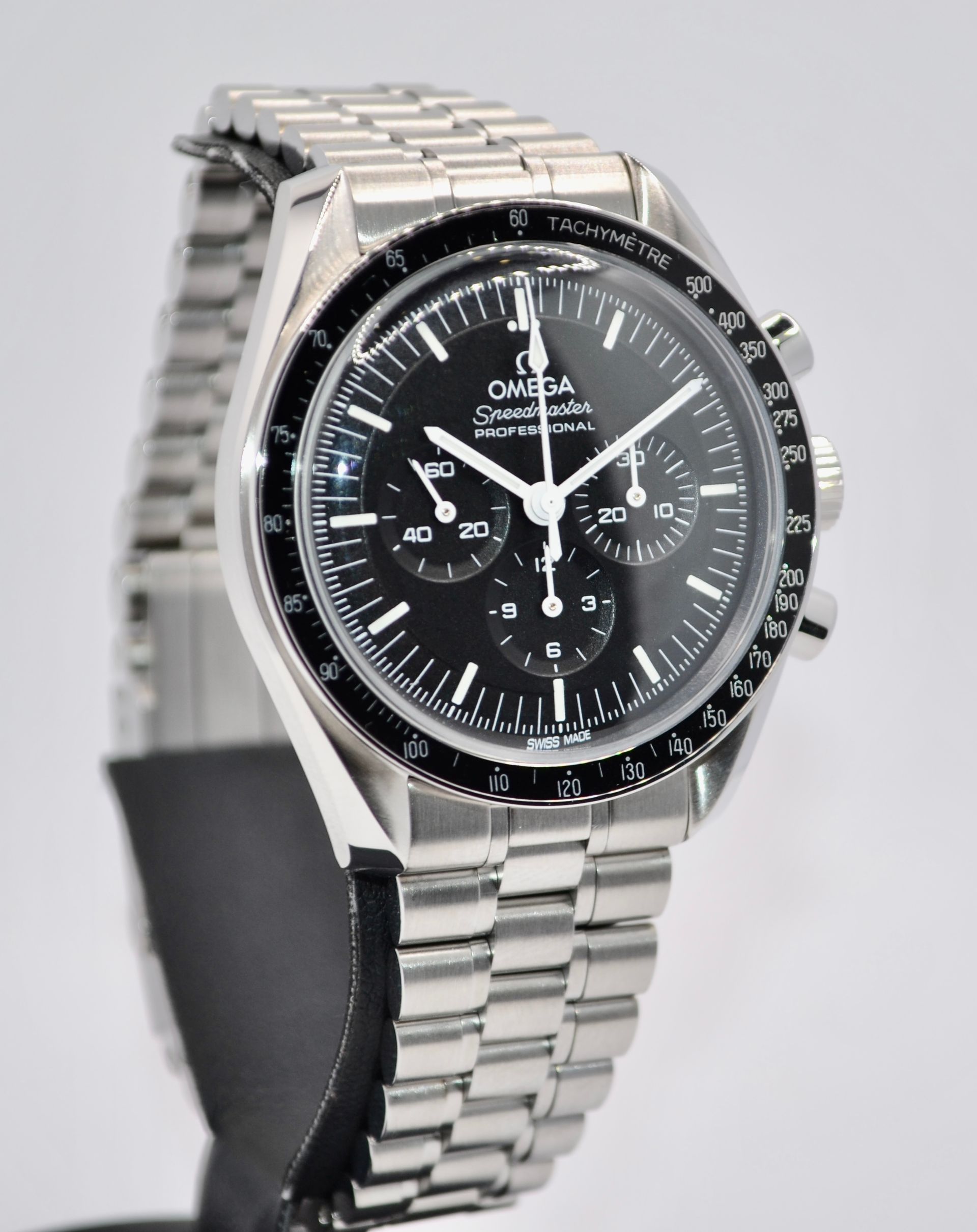 Omega Speedmaster Moonwatch