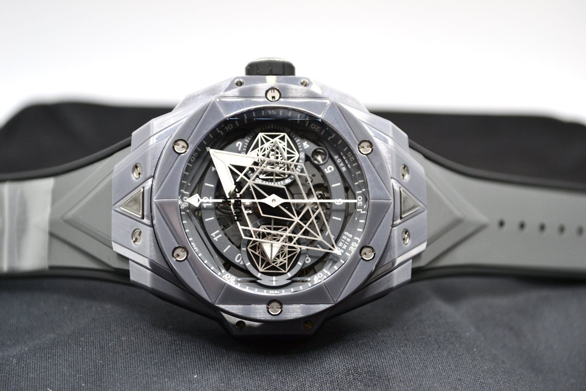 Hublot Big Bang Sang Bleu II Grey Big Ceramic