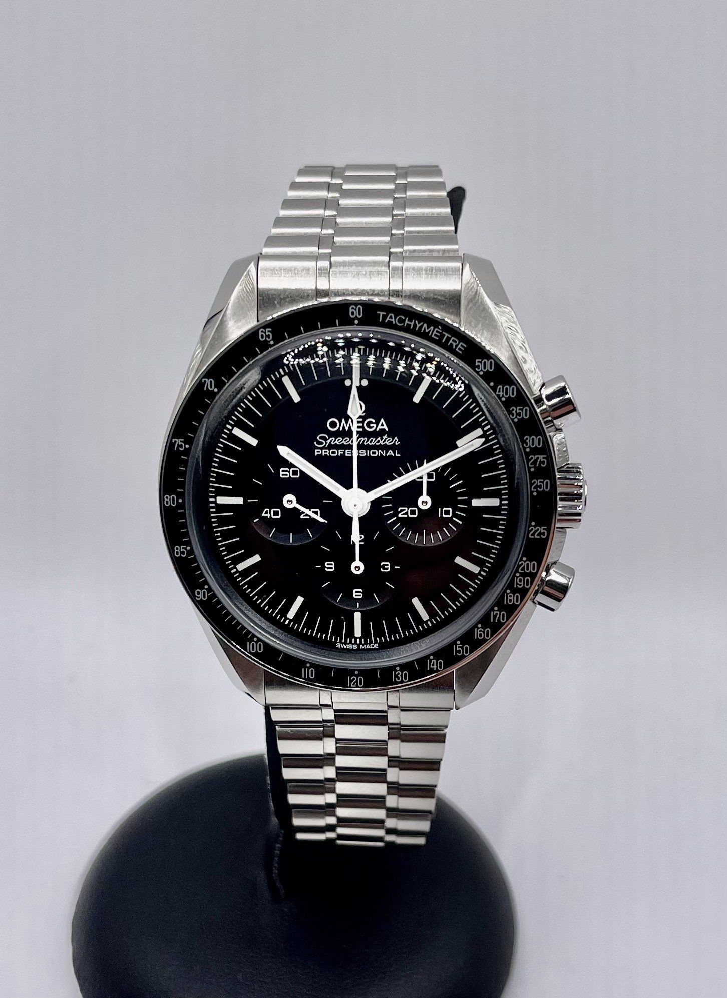 Omega Speedmaster Moonwatch