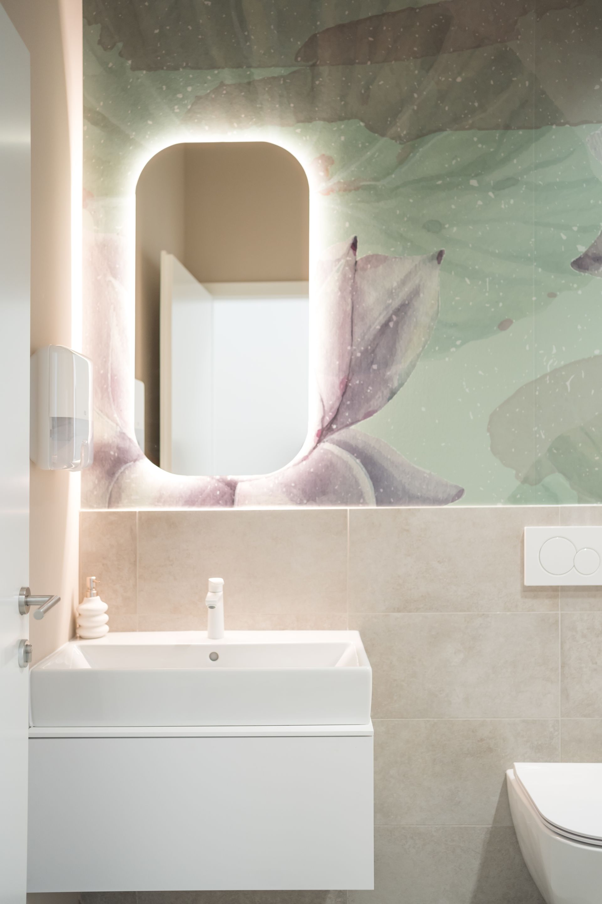 carta da parati bagno a Bergamo