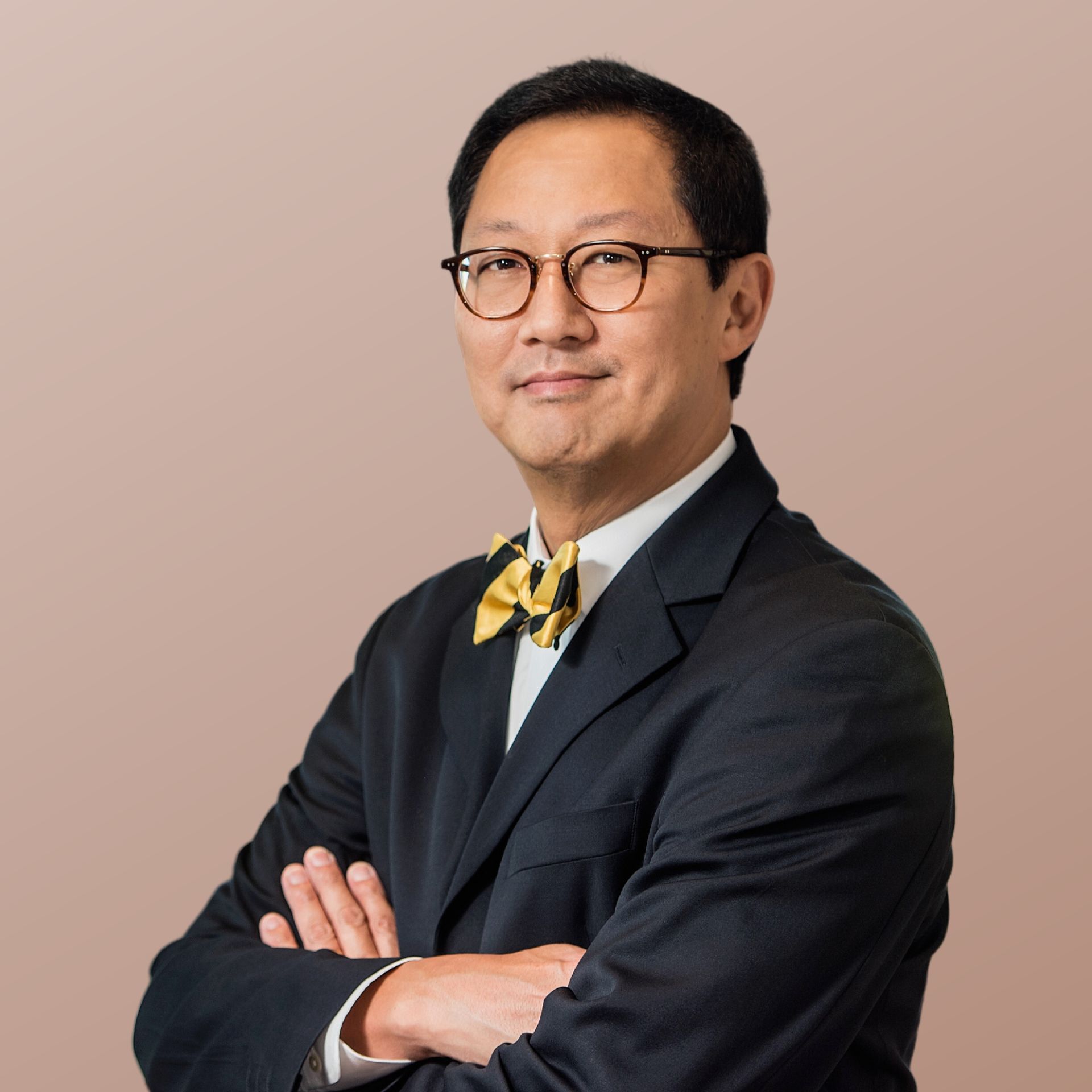 Santa Ono