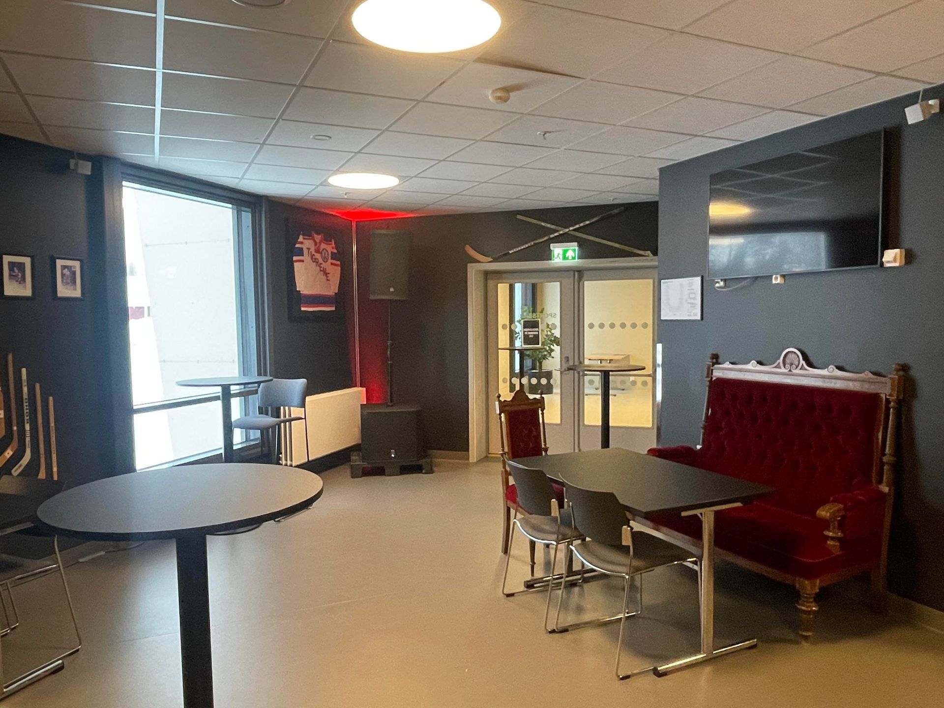 Sportsbar - Varner arena