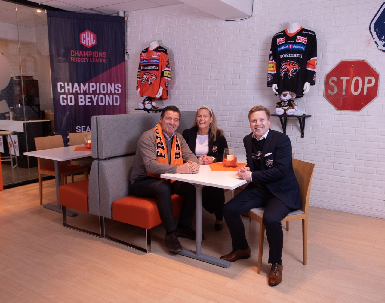 Mercedez-Benz Lounge - Varner Arena