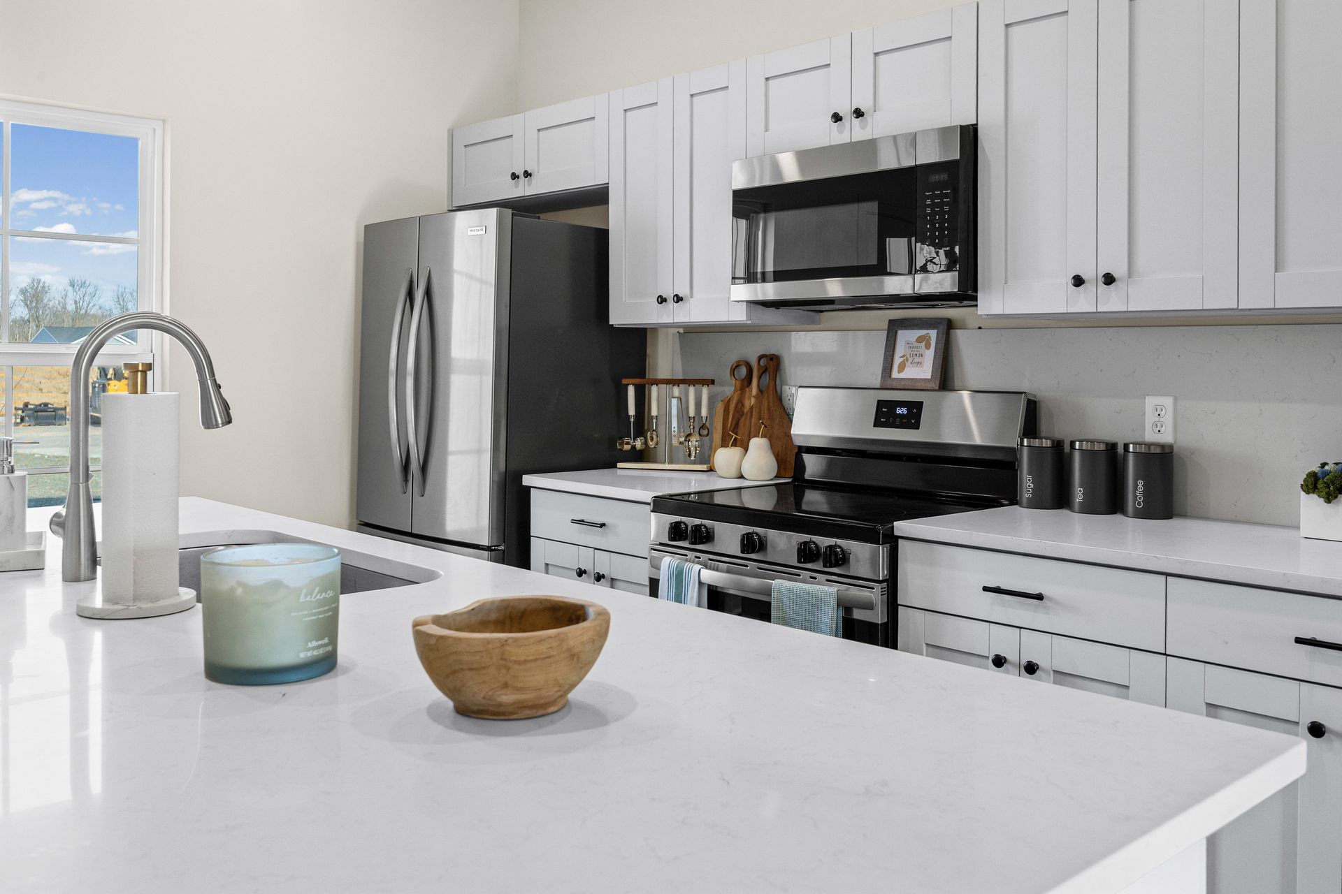 Bright kitchen with high-quality finishes