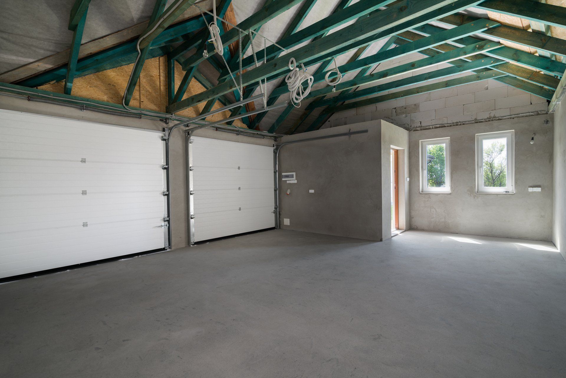Epoxy coating flooring in garage