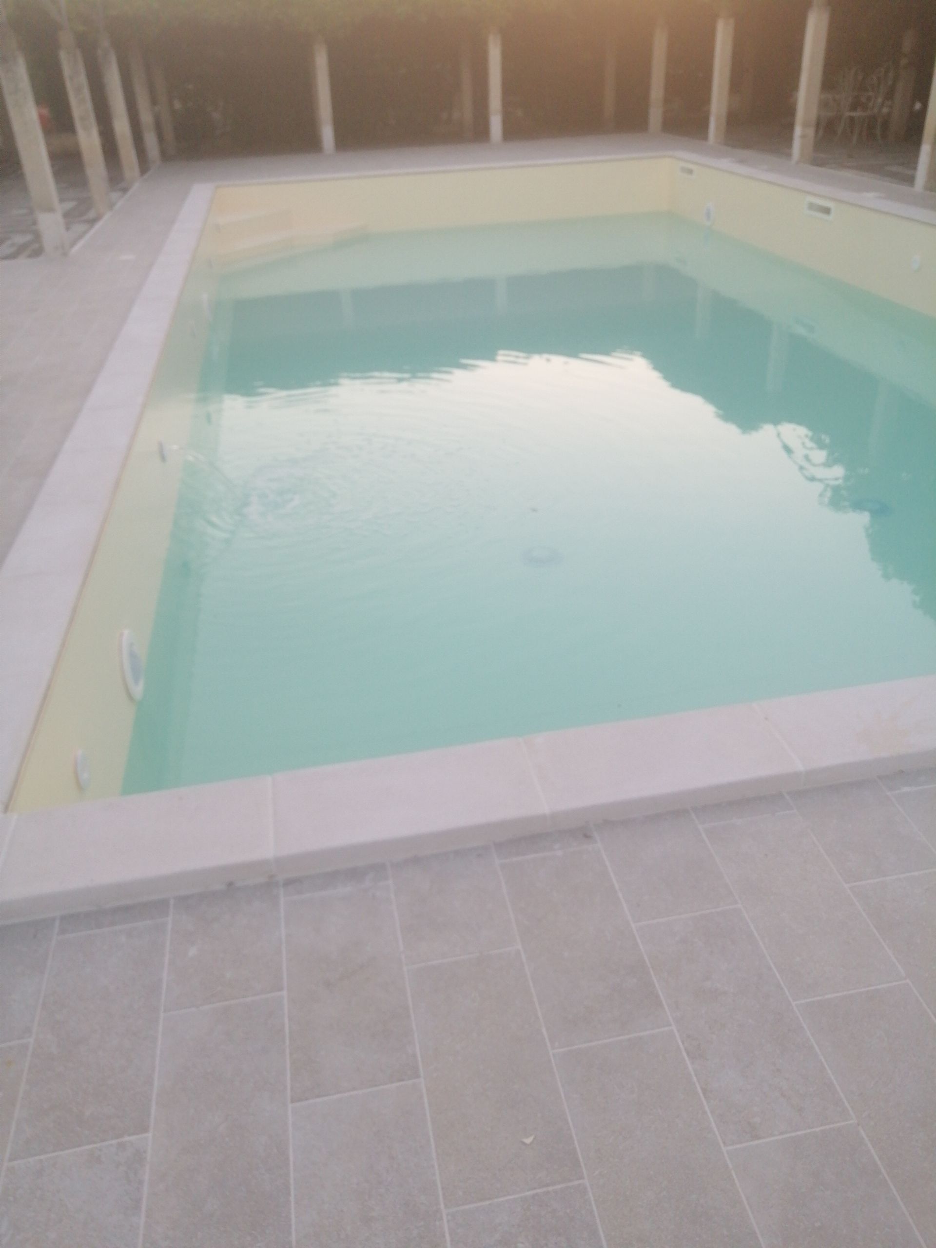 piscina in costruzione