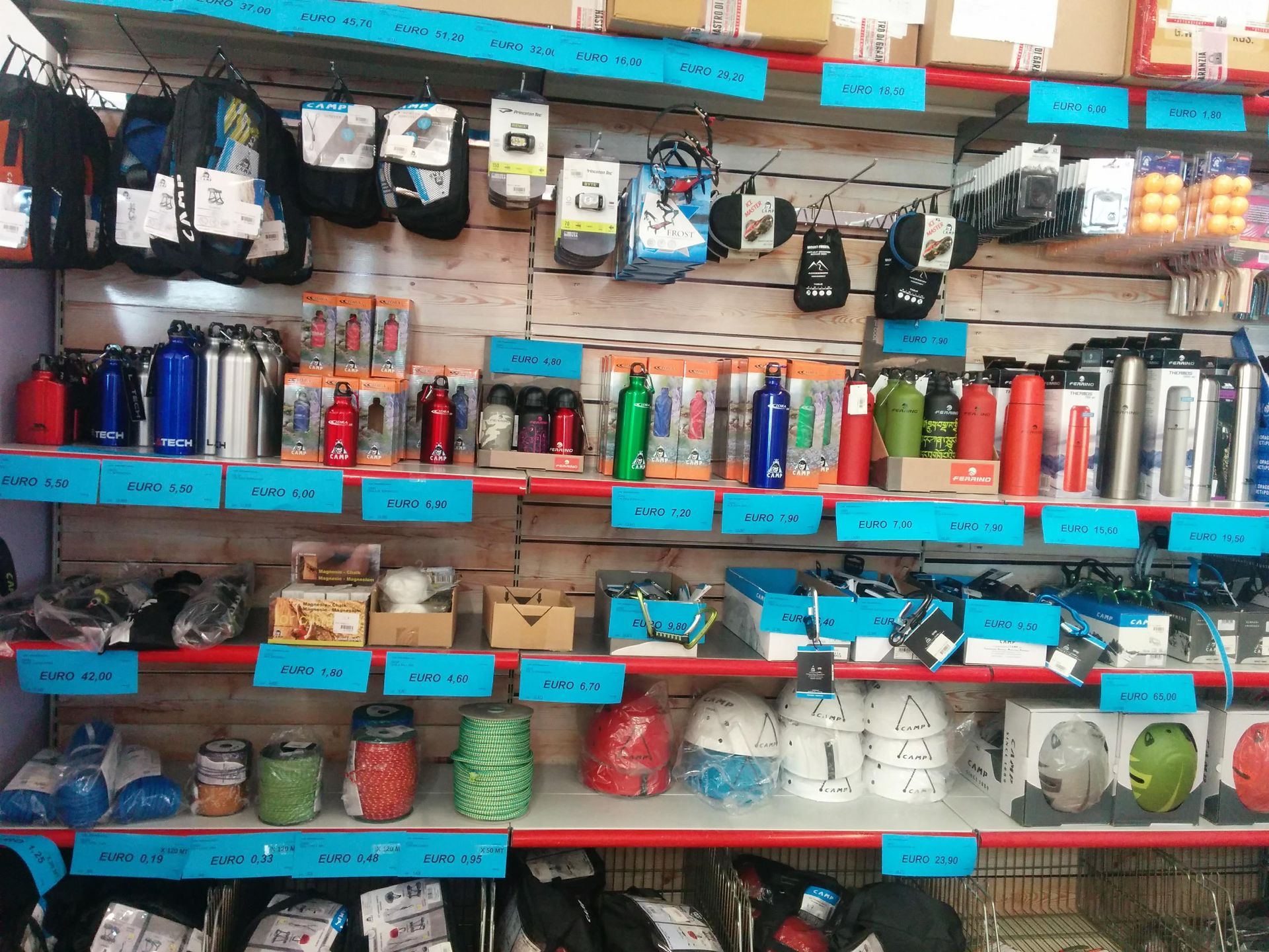 plein per escursioni, borracce, termos, frontalini, articoli per il cameggio