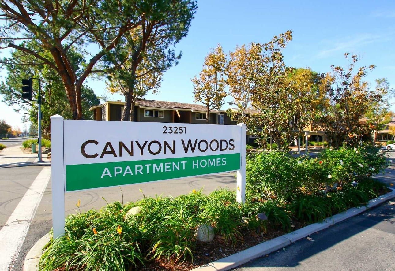 Exterior | Canyon Woods Apartments