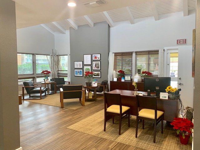 Business Center | Canyon Woods Apartments