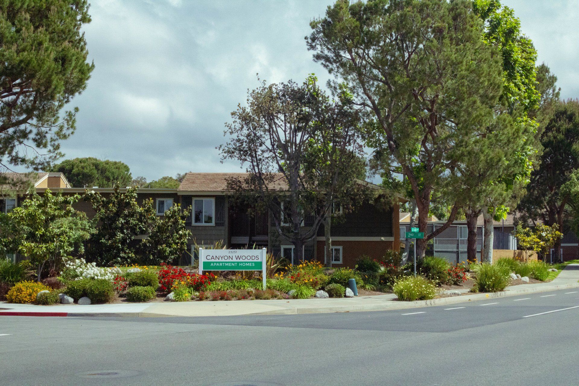 Exterior | Canyon Woods Apartments