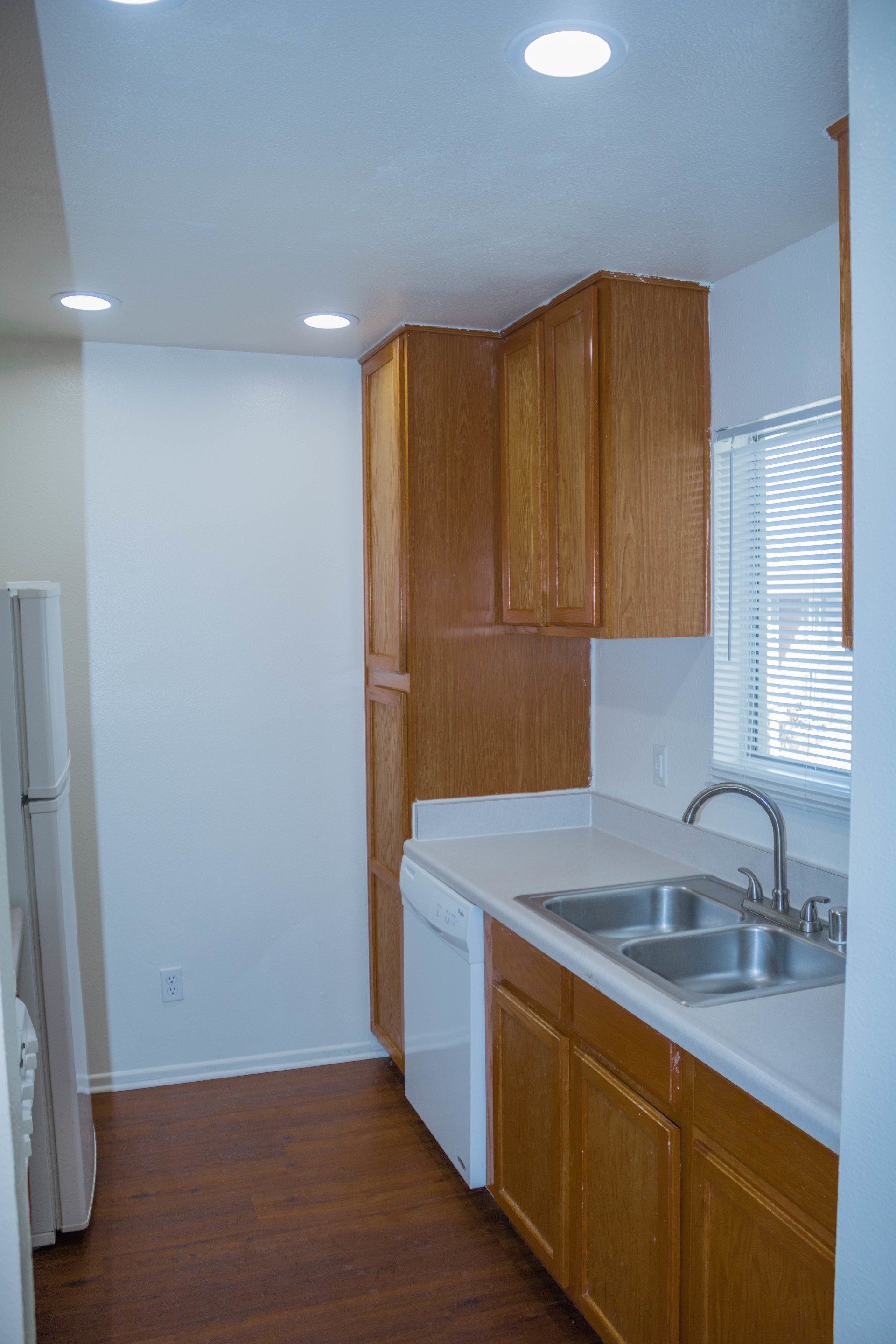 Kitchen | Canyon Woods Apartments