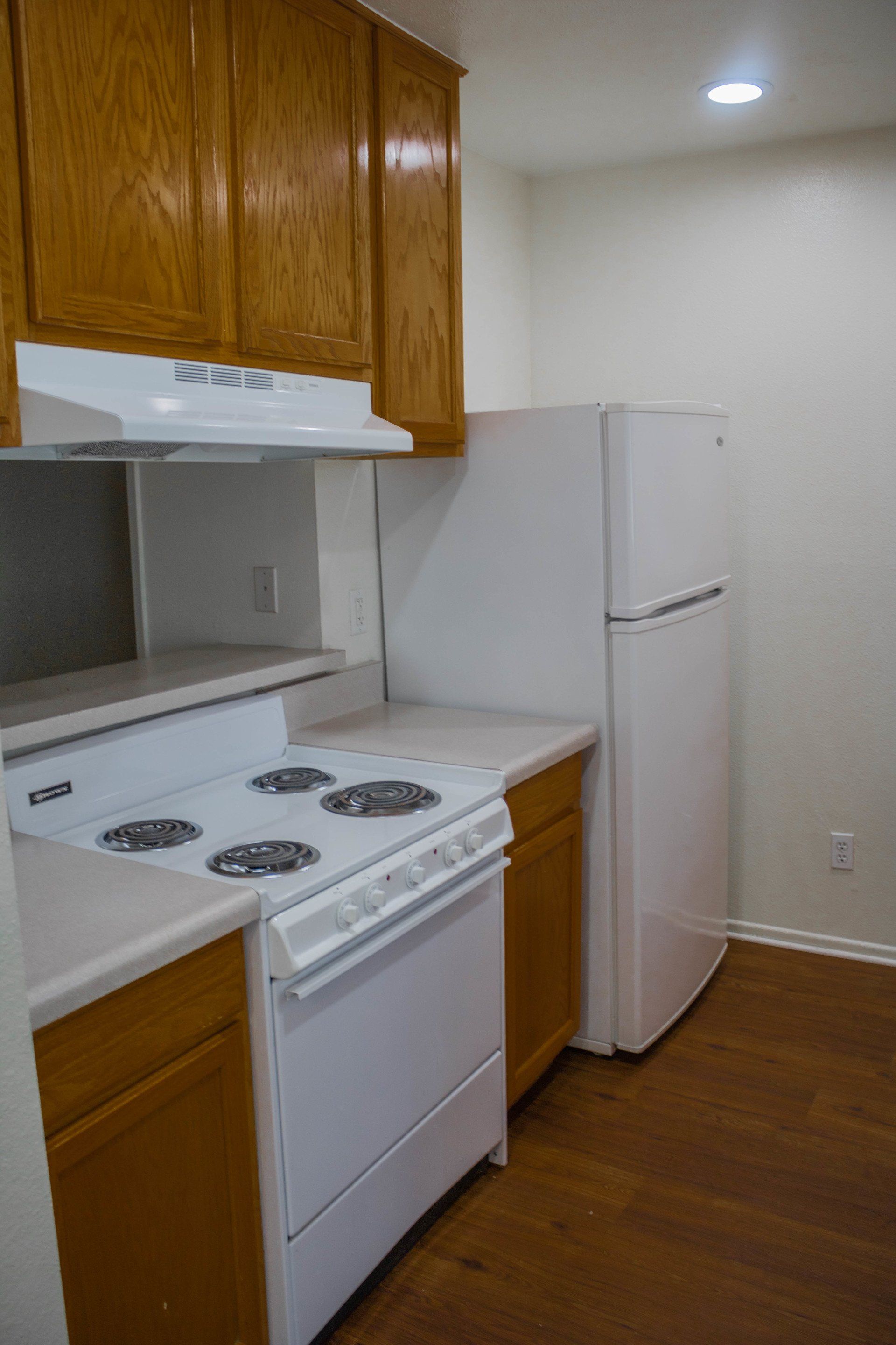 Kitchen | Canyon Woods Apartments