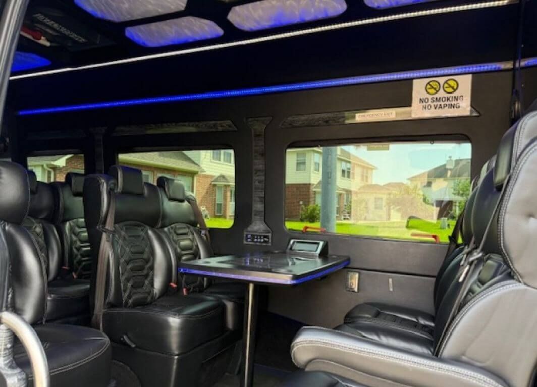 Limo bus winery tours near Corona