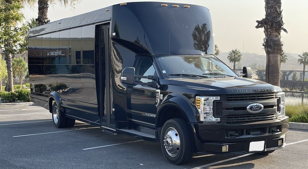 Party bus wine tours to Temecula