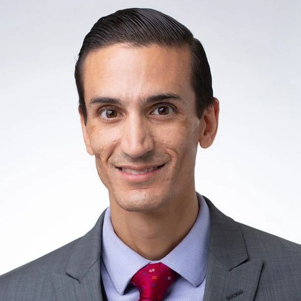 Ravi Arora headshot